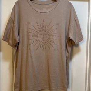 American Eagle Outfitters Tan Sun Graphic Tee